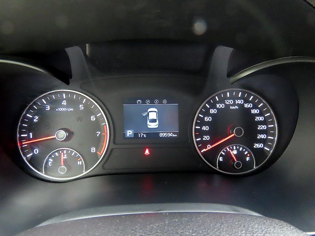 KIA K5 - Vista 9