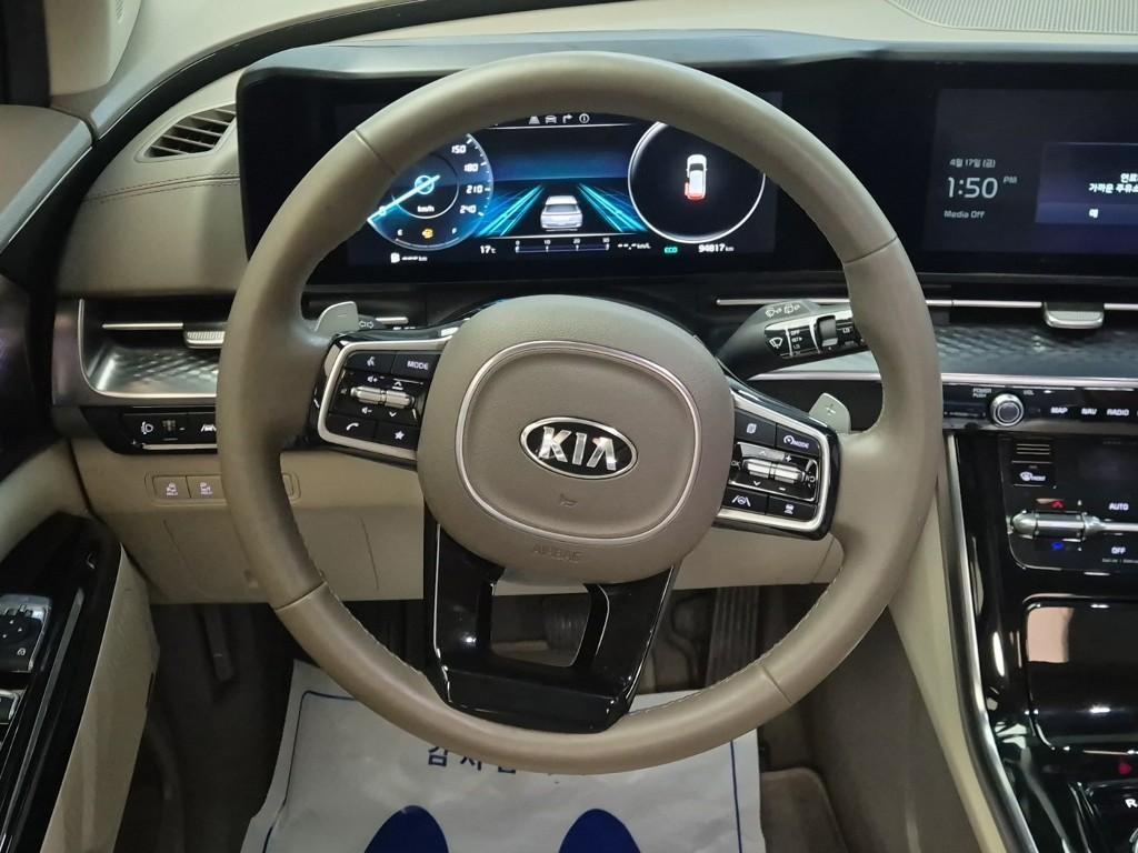 KIA Carnival - Vista 9