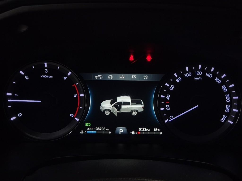 Ssangyong Rexton - Vista 6