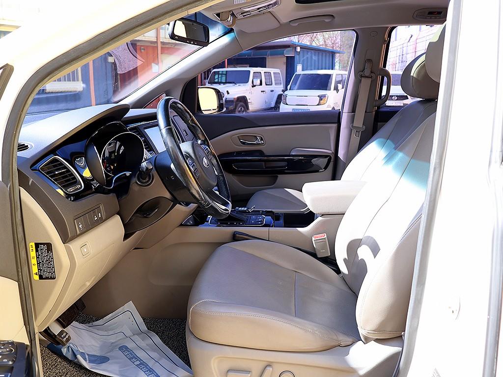 KIA Carnival 2017 Blanco - Importación desde Corea - HF Imports Iquique - Foto 10