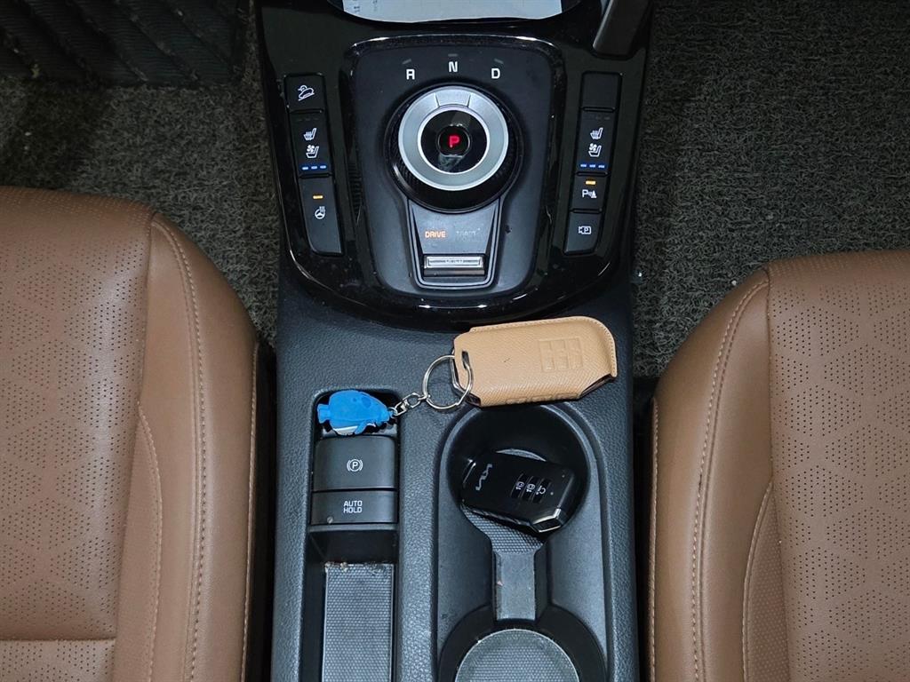 KIA Seltos 2024 Blanco - Importación desde Corea - HF Imports Iquique - Foto 13