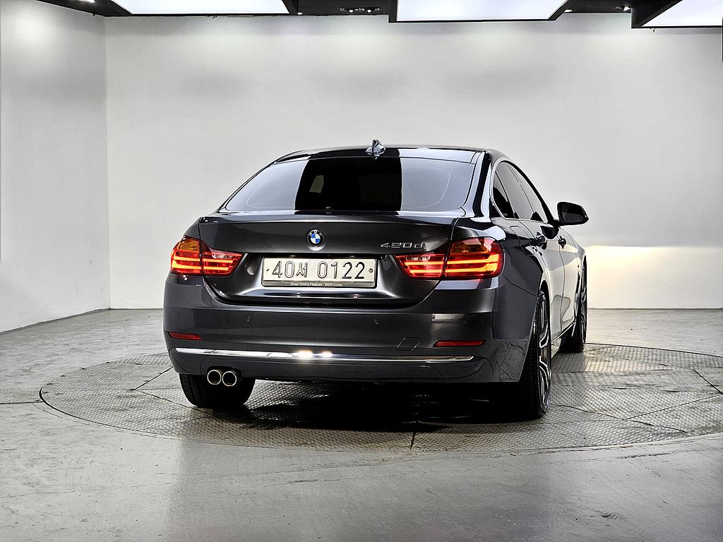 BMW 4 Series - Vista 3