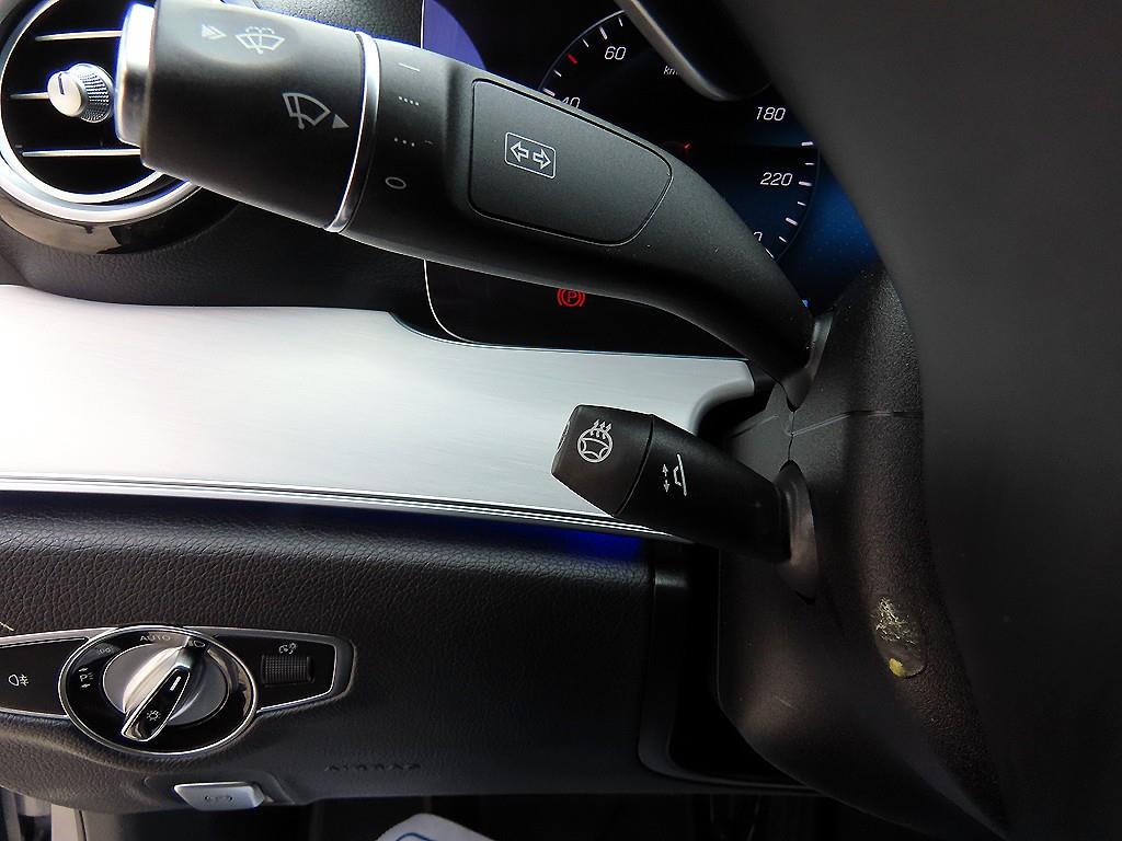 Mercedes Benz E class - Vista 12