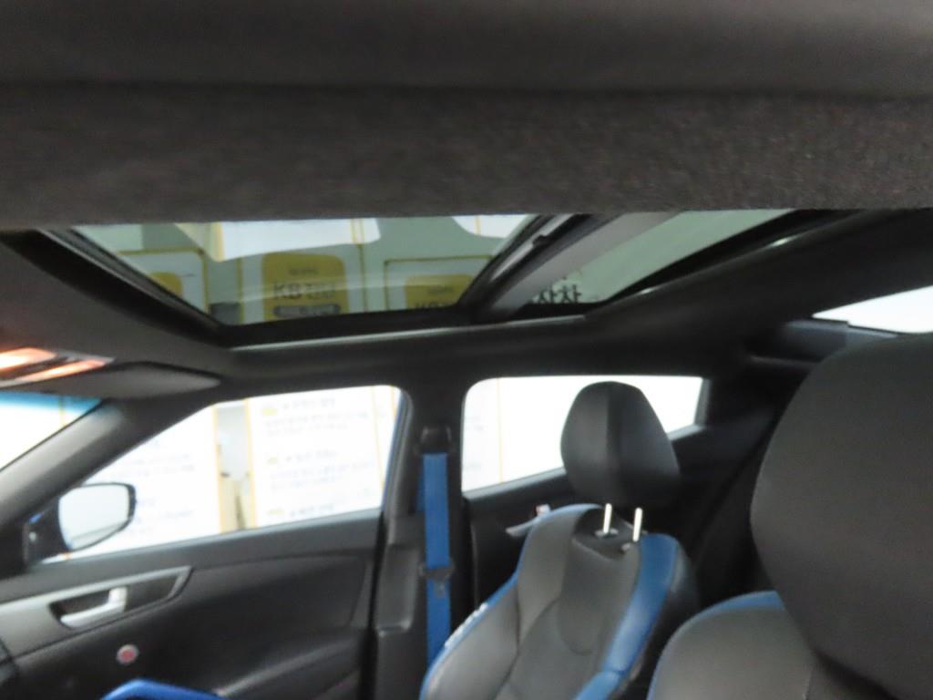 HYUNDAI Veloster 2016 - Importación desde Corea - HF Imports Iquique - Foto 18