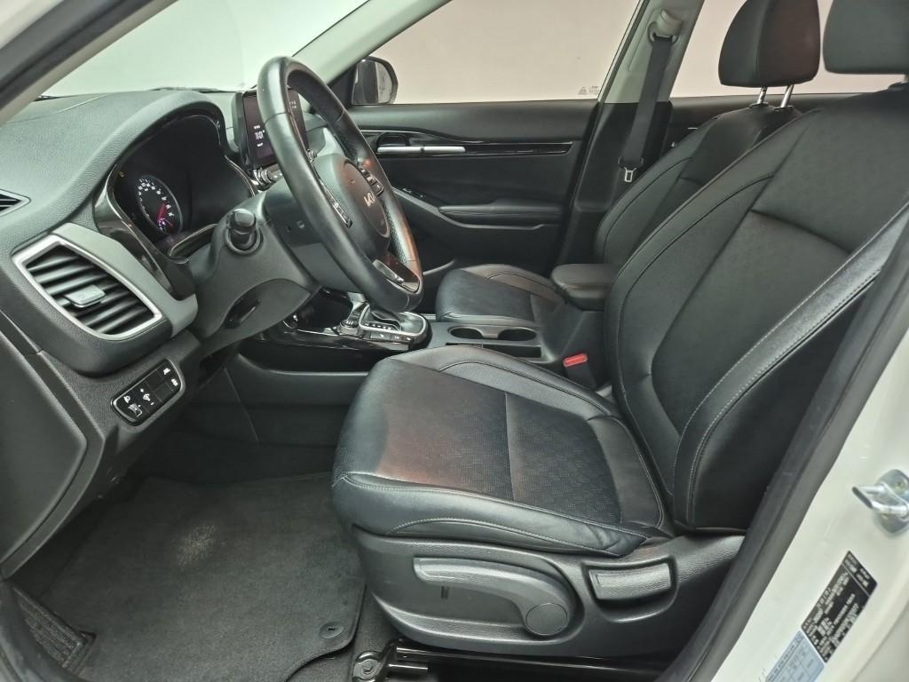 KIA Seltos - Vista 11