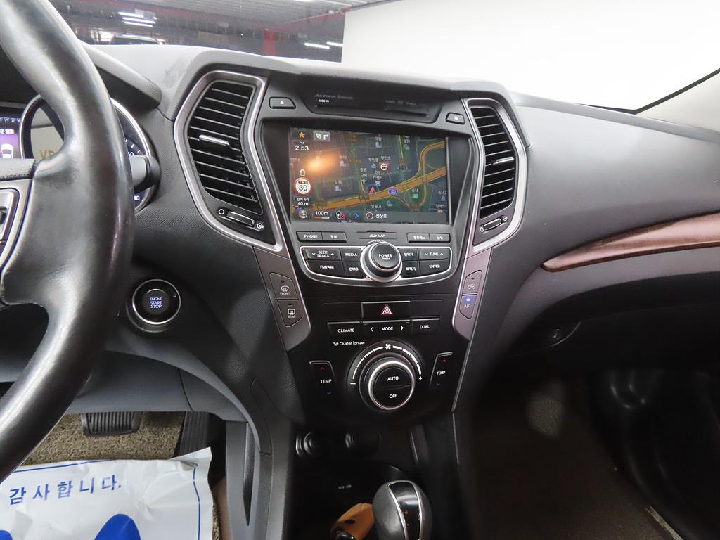 HYUNDAI Santa Fe - Vista 10