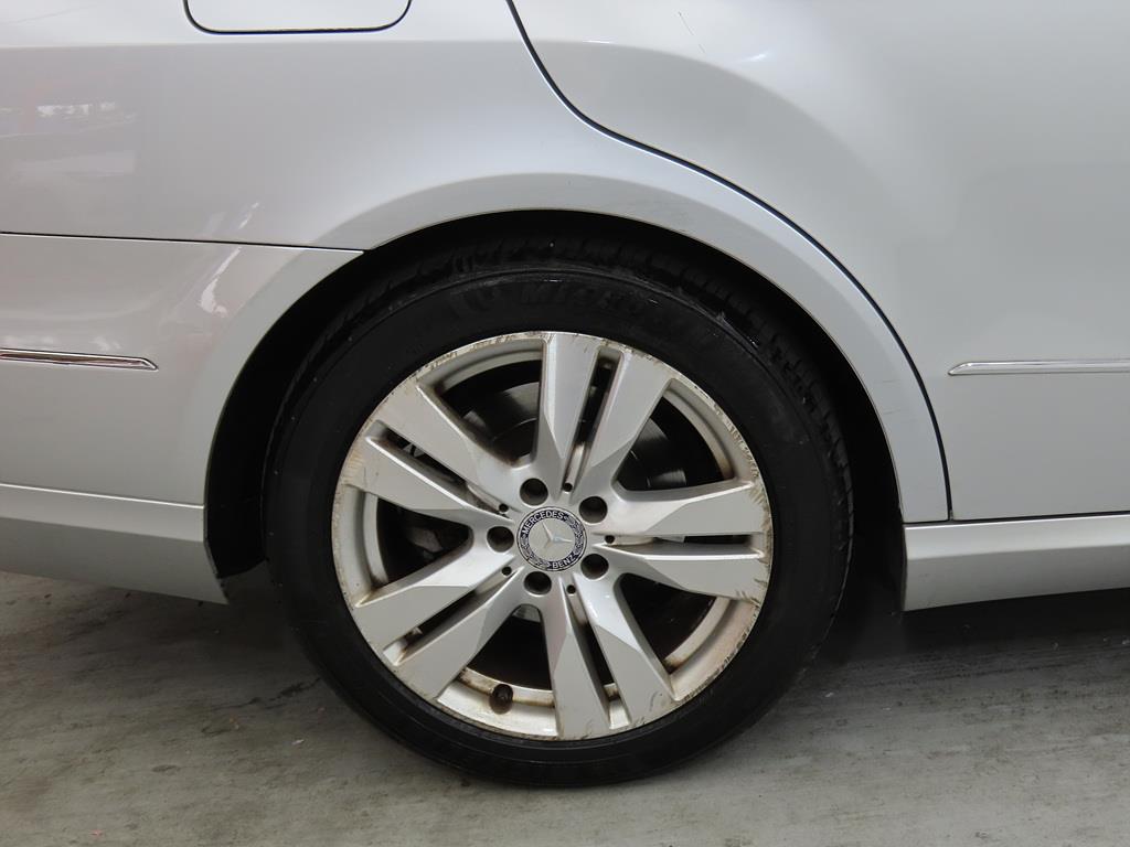 Mercedes Benz E class 2010 Plateado - Importación desde Corea - HF Imports Iquique - Foto 20