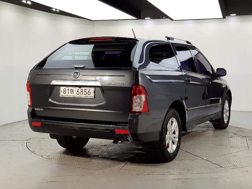 Ssangyong Korando - Vista 4