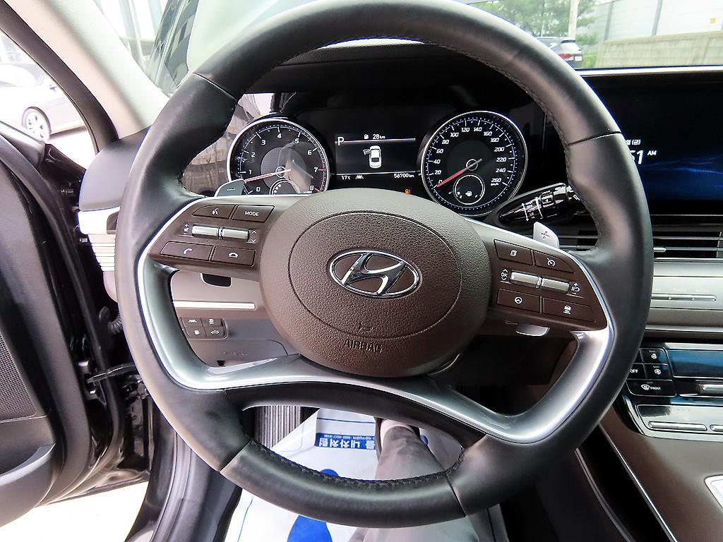 HYUNDAI Grandeur - Vista 8