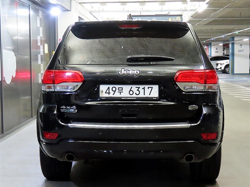 Jeep Cherokee - Vista 5