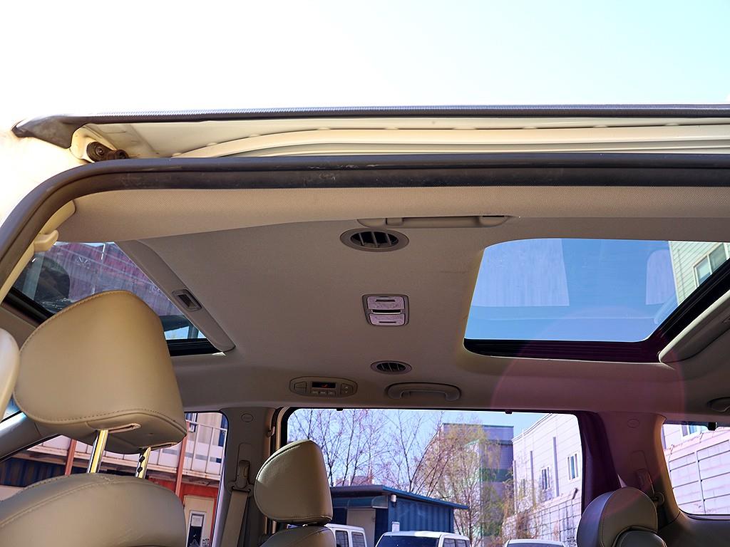 KIA Carnival 2017 Blanco - Importación desde Corea - HF Imports Iquique - Foto 13