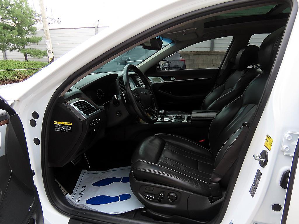 Genesis G80 - Vista 5