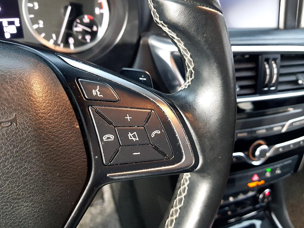 Infiniti Q 2019 Blanco - Importación desde Corea - HF Imports Iquique - Foto 13