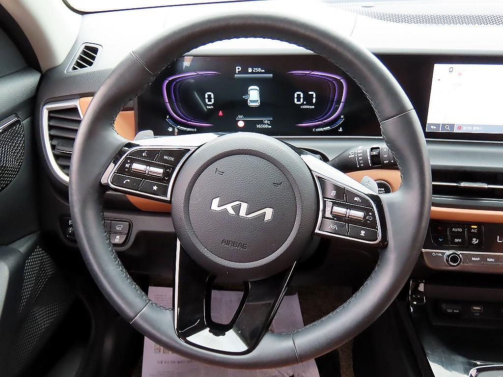 KIA Seltos - Vista 7