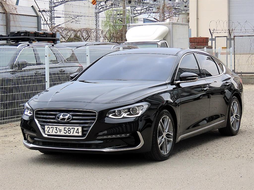 HYUNDAI Grandeur - Vista 2