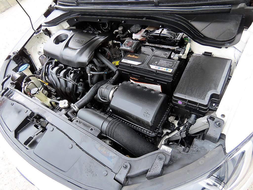 HYUNDAI Avante 2018 Blanco - Importación desde Corea - HF Imports Iquique - Foto 17