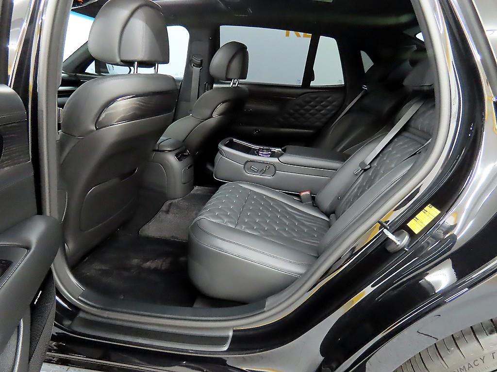 Genesis G90 - Vista 6