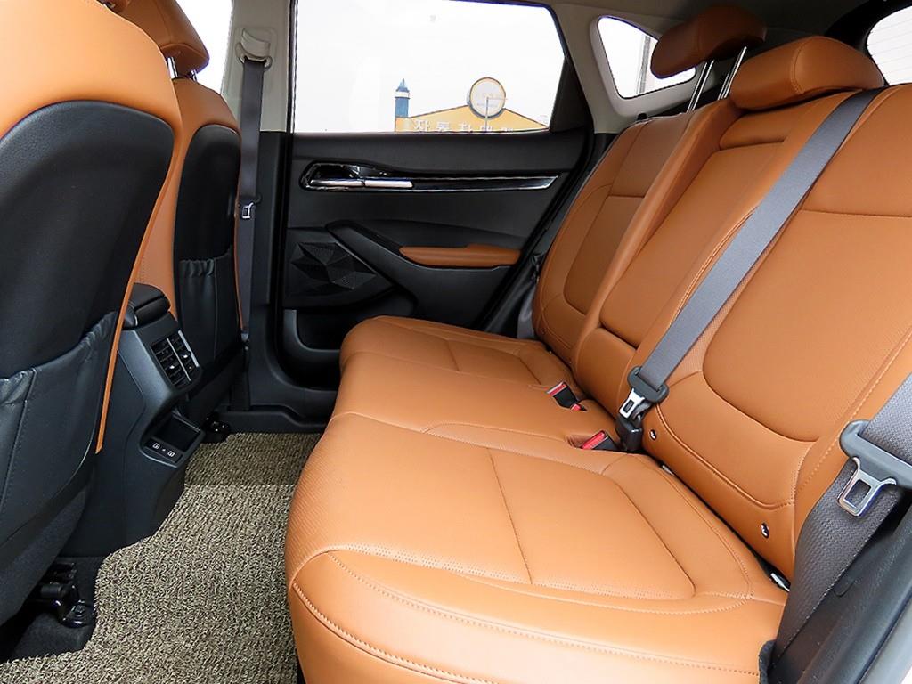 KIA Seltos - Vista 6