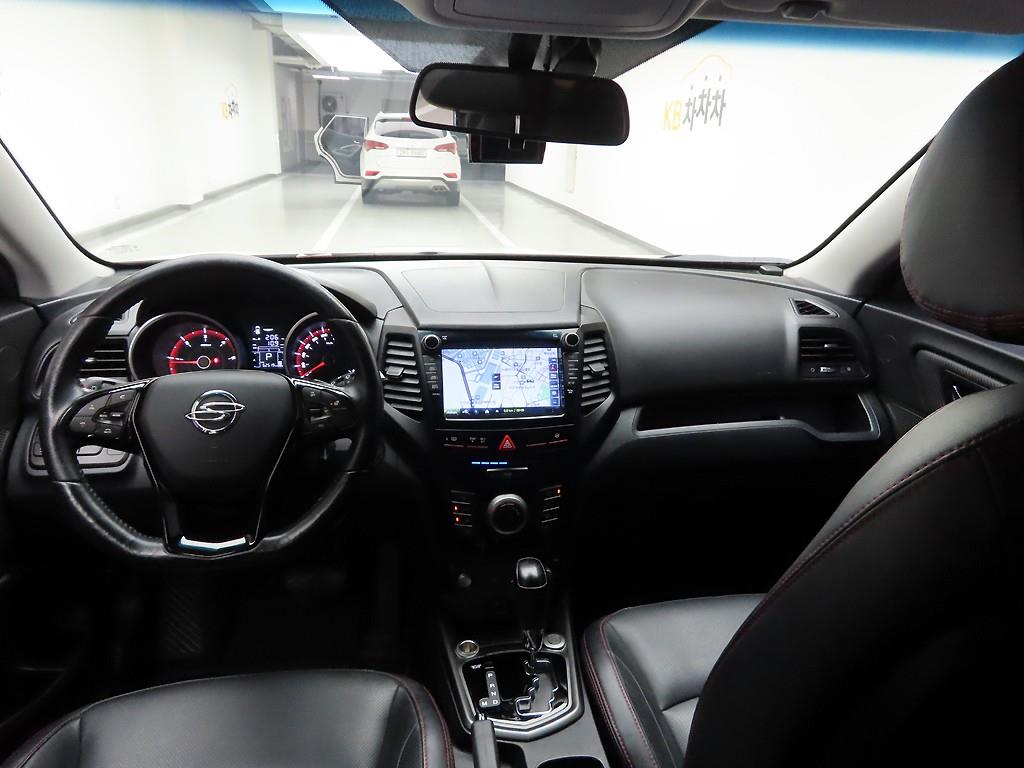 Ssangyong Tivoli - Vista 6