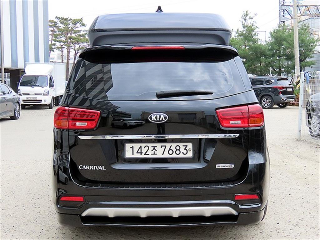 KIA Carnival - Vista 4