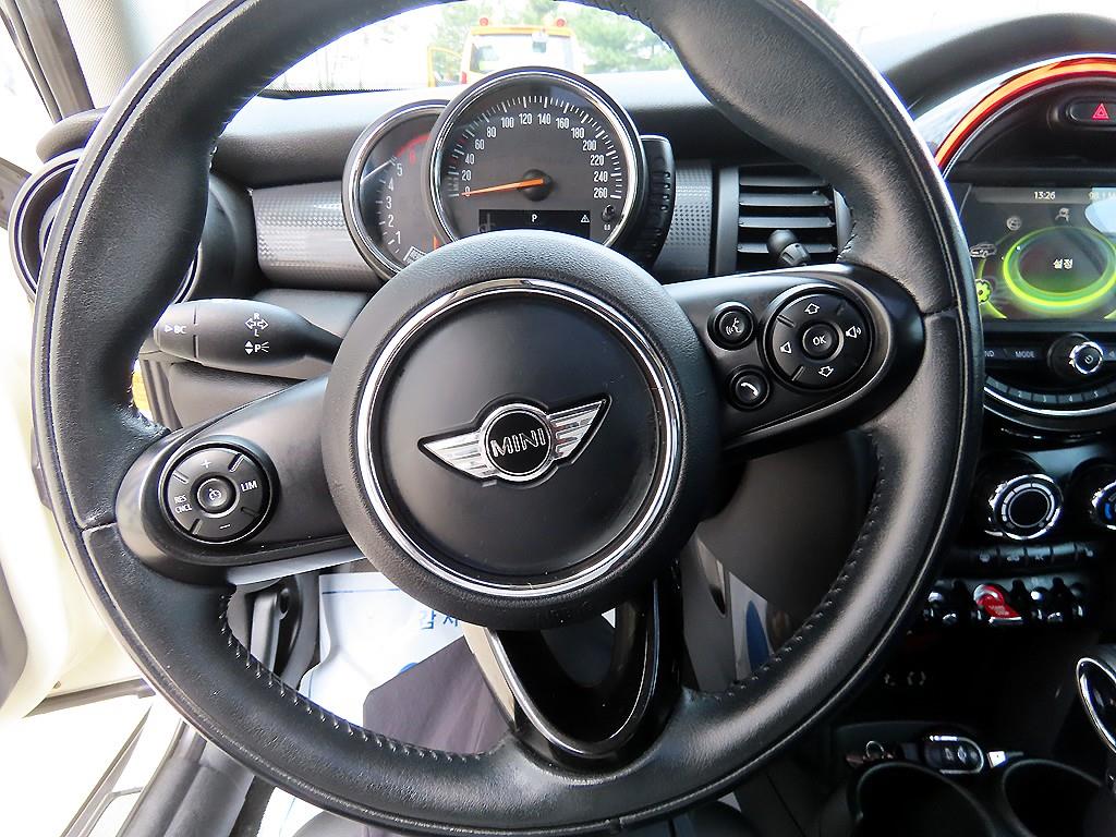 Mini Cooper - Vista 8