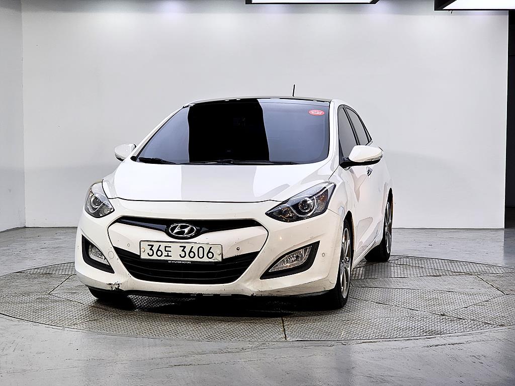 HYUNDAI i30 - Vista 2