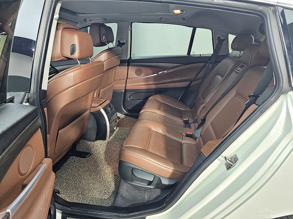 BMW Gran Turismo - Vista 9