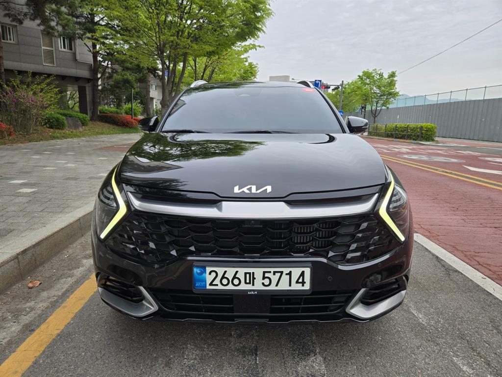 KIA Sportage 2021 Negro - Importación desde Corea - HF Imports Iquique - Foto 1