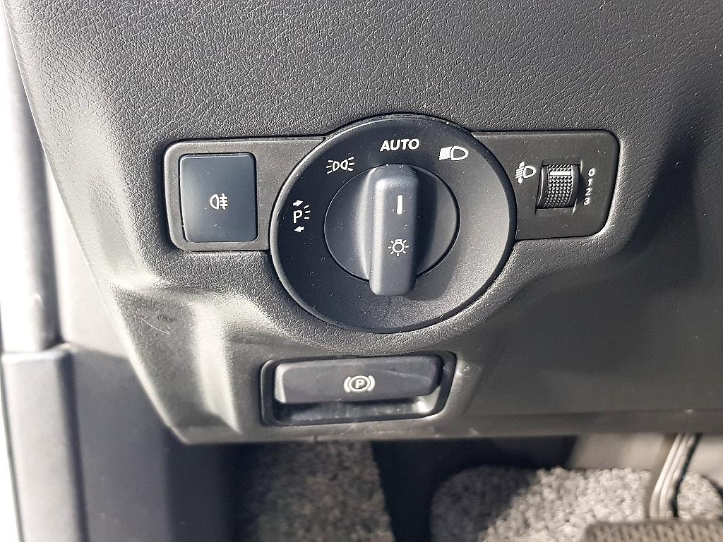 Infiniti Q - Vista 11