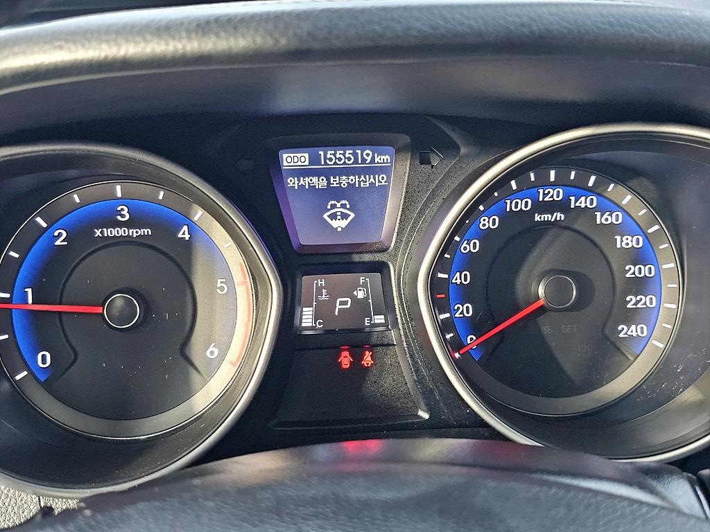 HYUNDAI i30 - Vista 7