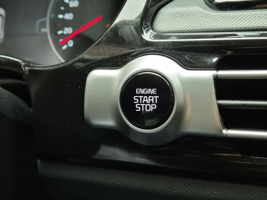 KIA Seltos 2023 Blanco - Importación desde Corea - HF Imports Iquique - Foto 19