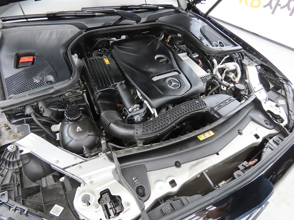 Mercedes Benz E class 2020 Negro - Importación desde Corea - HF Imports Iquique - Foto 19