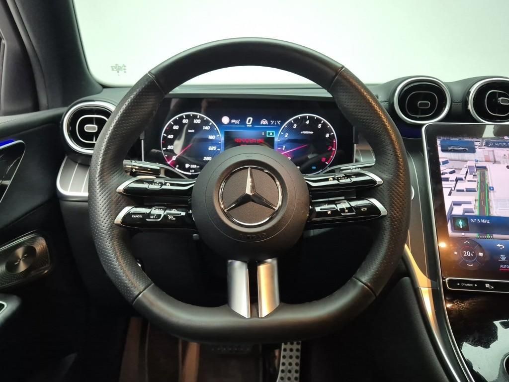 Mercedes Benz GLC Class - Vista 9