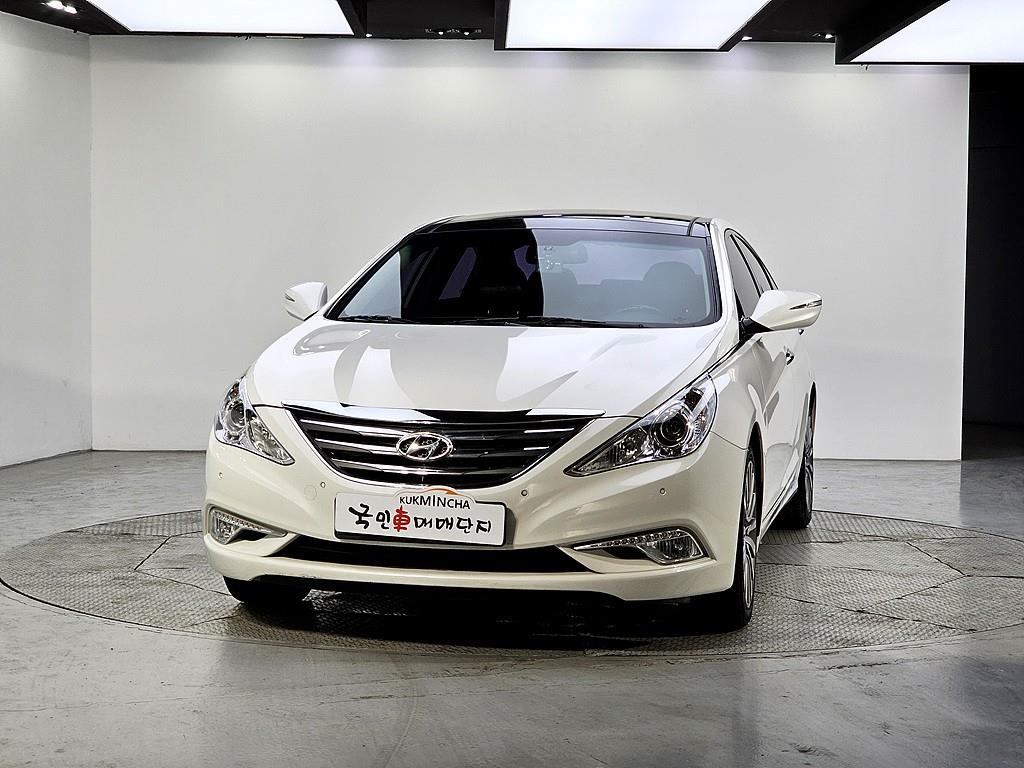 HYUNDAI Sonata - Vista 2