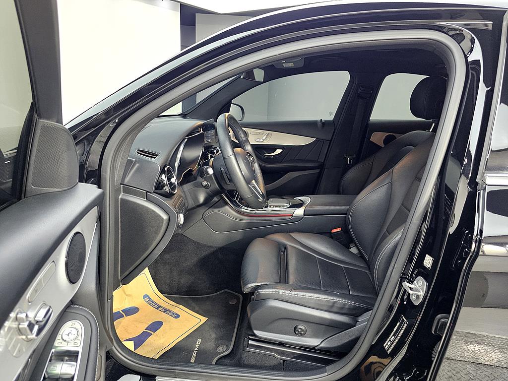 Mercedes Benz GLC Class - Vista 7