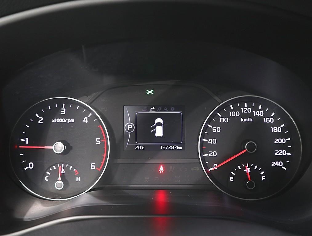 KIA Sportage - Vista 6