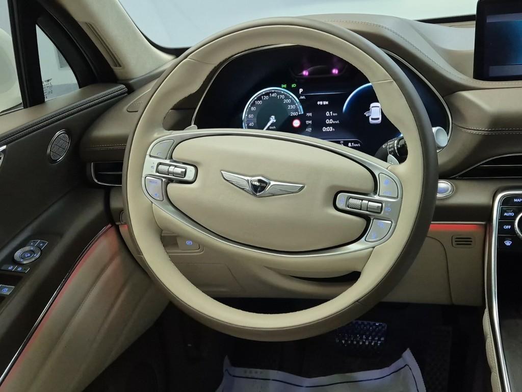 Genesis GV80 - Vista 9