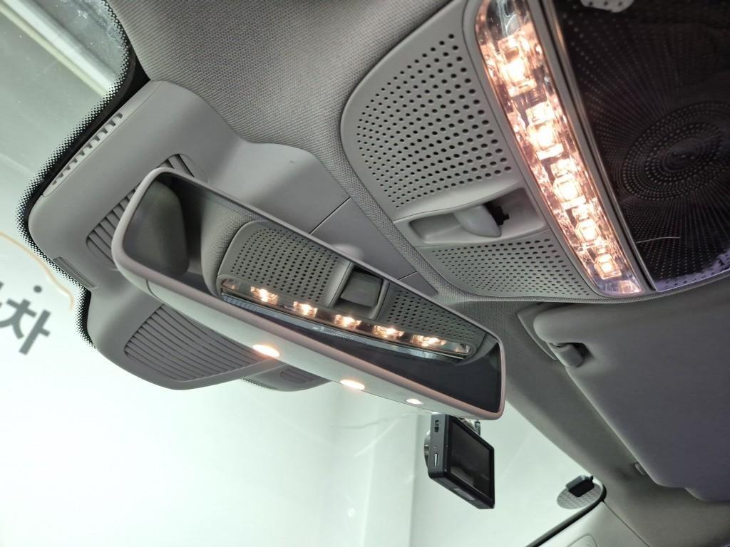 Mercedes Benz E class 2017 Negro - Importación desde Corea - HF Imports Iquique - Foto 18