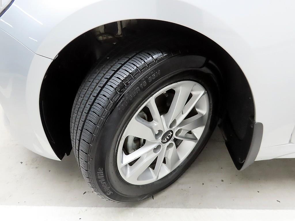 KIA K5 2018 Plateado - Importación desde Corea - HF Imports Iquique - Foto 19