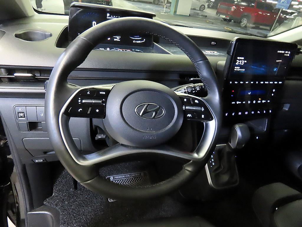 HYUNDAI Staria - Vista 8