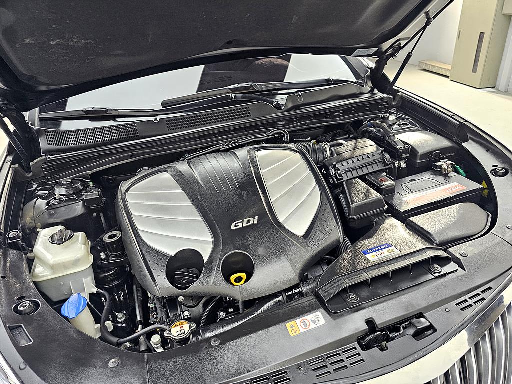 HYUNDAI Grandeur - Vista 6