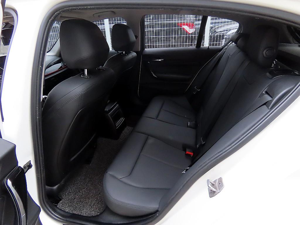 BMW 1 series - Vista 6