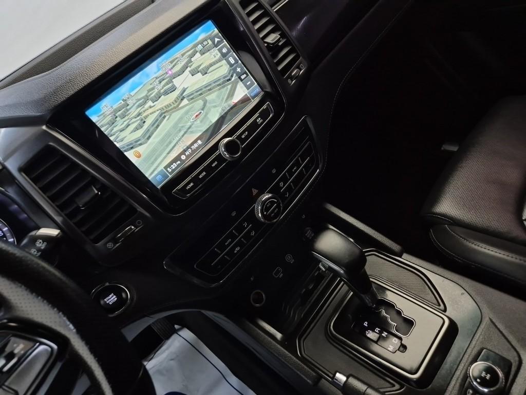 Ssangyong Rexton - Vista 10