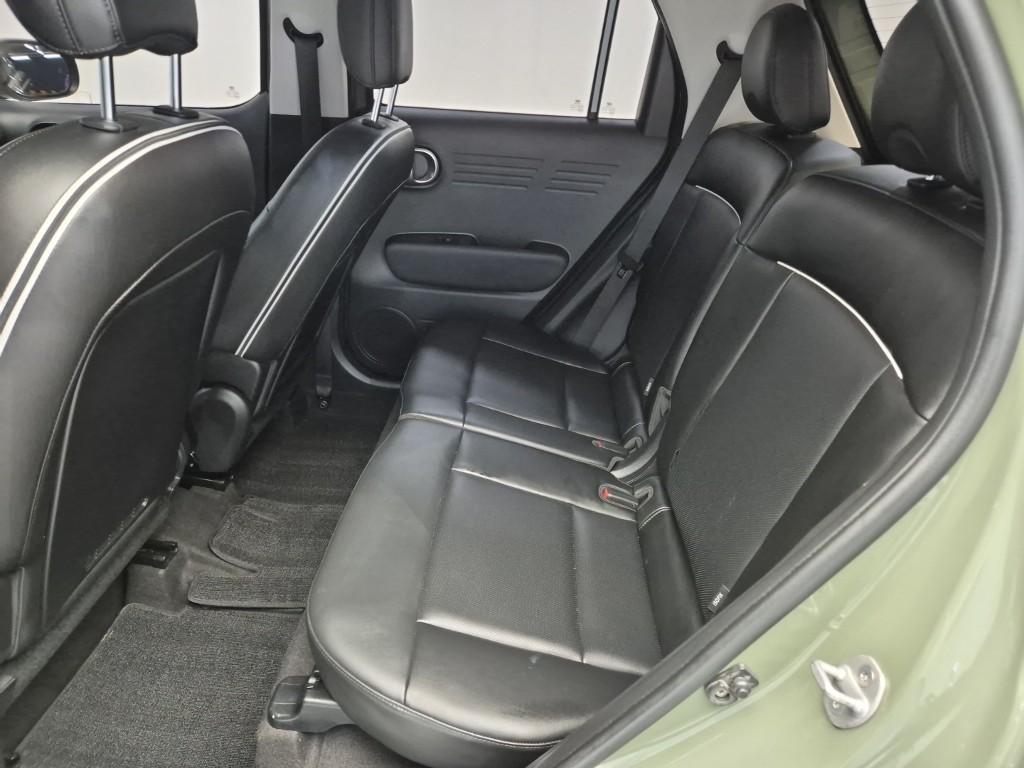 HYUNDAI Casper - Vista 11
