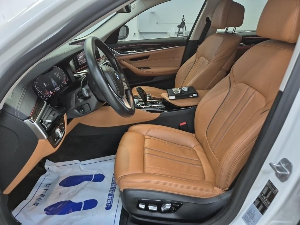 BMW 5 Series - Vista 11