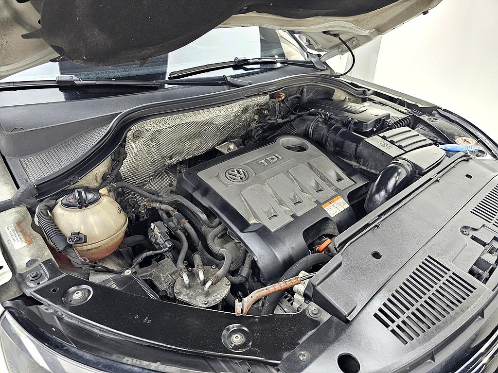 Volkswagen Tiguan - Vista 6