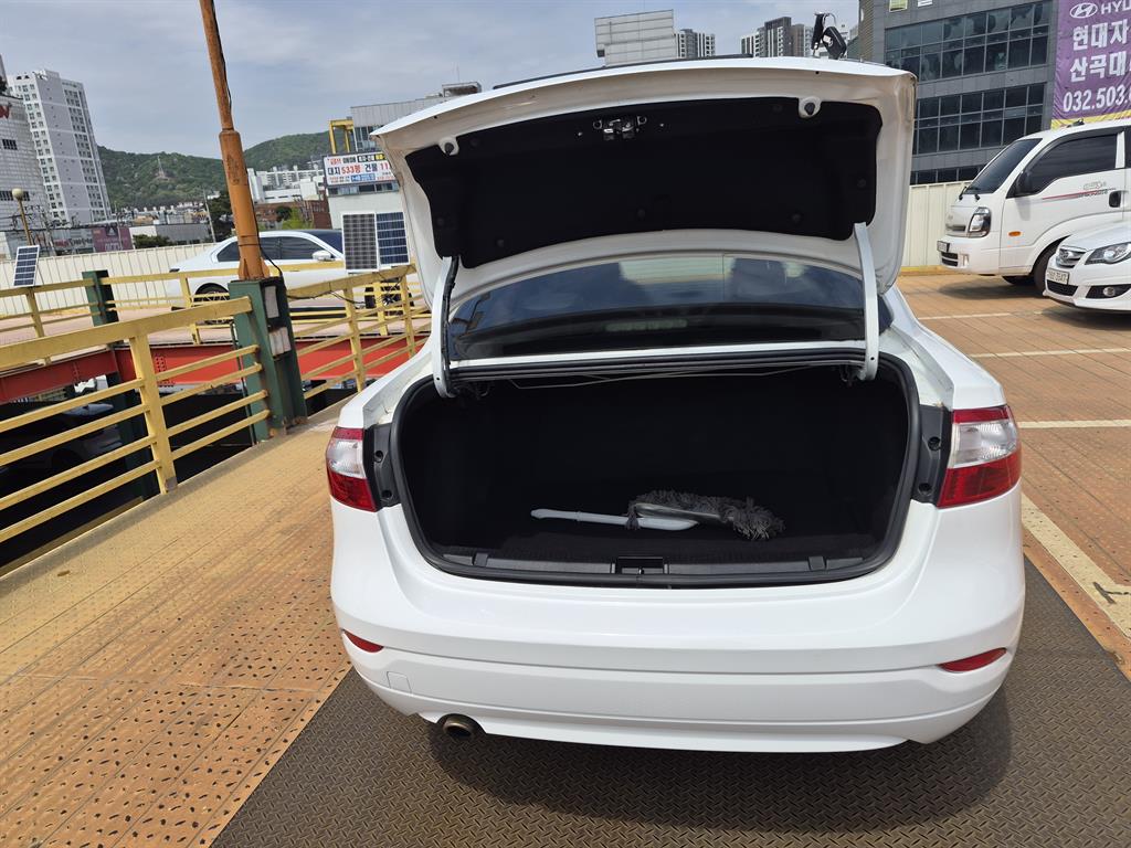 SAMSUNG SM3 2014 Blanco - Importación desde Corea - HF Imports Iquique - Foto 14
