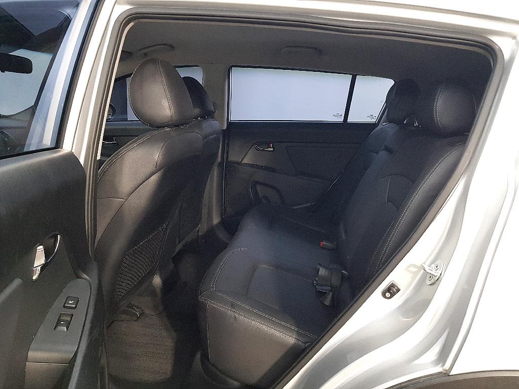 KIA Sportage - Vista 9