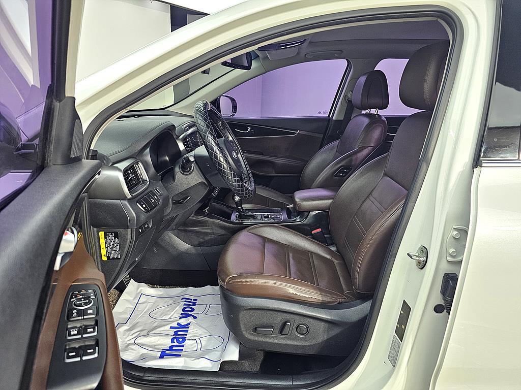 KIA Sorento - Vista 8