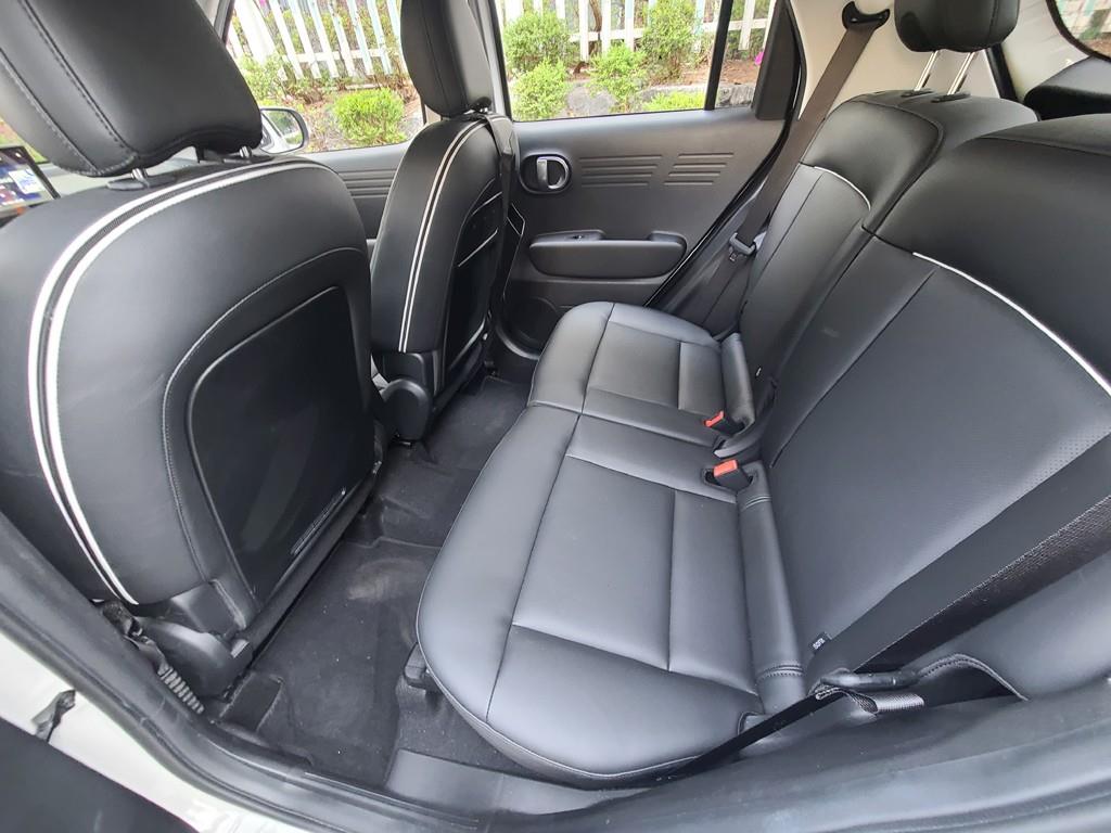 HYUNDAI Casper - Vista 8